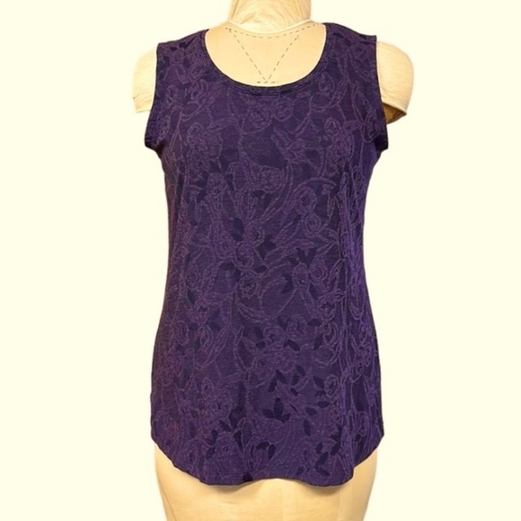 Simply Vera Vera Wang | Floral Jacquard Tank Top in Purple Velvet S - Picture 2 of 10